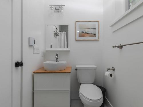 1594 Preston, Halifax, NS 