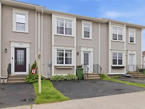 202 Transom Drive, Halifax, NS 