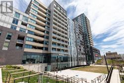 2005 - 20 MINOWAN MIIKAN LANE  Toronto, ON M6J 0E5