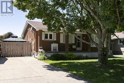 405 Boundary RD  Sault Ste. Marie, ON P6A 5Z2