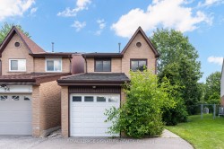 86 James Park Square  Toronto, ON M1V 2E6