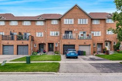102 Bridgend Street  Toronto, ON M1C 5G5