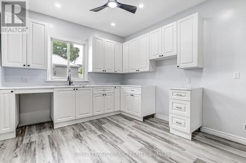 56 Mondamin Street, St. Thomas, ON - Indoor Photo Showing Kitchen