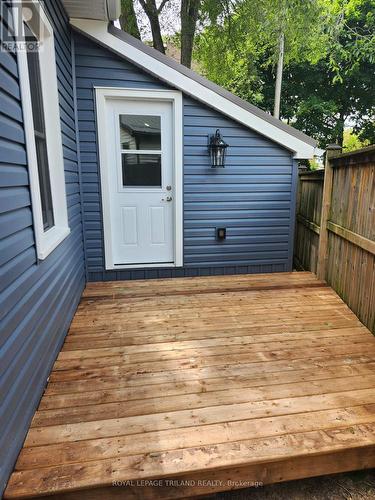 56 Mondamin Street, St. Thomas, ON - Outdoor With Exterior