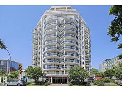 #1004 10504 99 AV NW  Edmonton, AB T5K 1B2