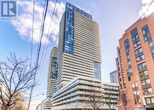 228 - 161 ROEHAMPTON AVENUE  Toronto, ON M4P 1P9