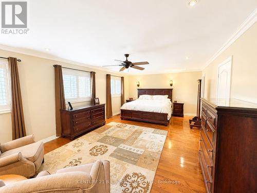 38 Camelot Square, Barrie, ON 