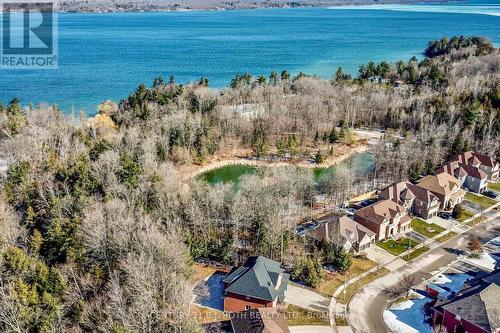 38 Camelot Square, Barrie, ON 