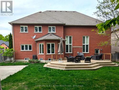 38 Camelot Square, Barrie, ON 