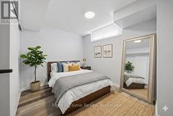 3rd bed virtually staged - 