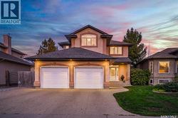 231 Brookshire CRESCENT  Saskatoon, SK S7V 1H2