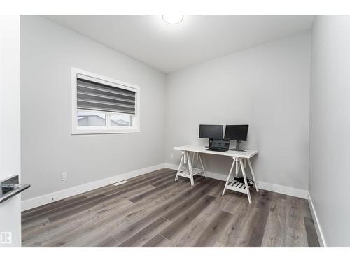 9338 Pear Li Sw, Edmonton, AB 