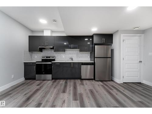 9338 Pear Li Sw, Edmonton, AB 