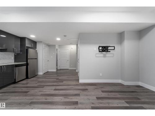 9338 Pear Li Sw, Edmonton, AB 