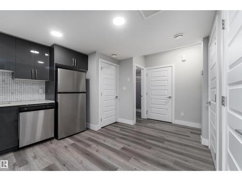 9338 Pear Li Sw, Edmonton, AB 