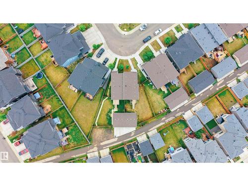 9338 Pear Li Sw, Edmonton, AB 