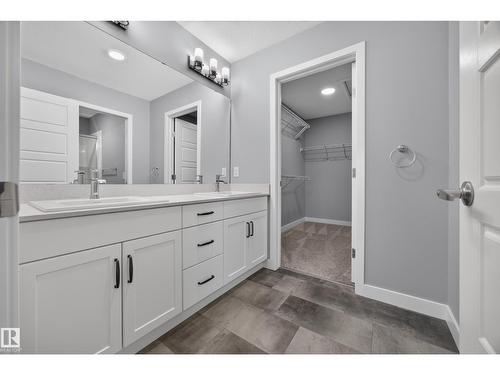 3025 Chokecherry Cm Sw, Edmonton, AB 