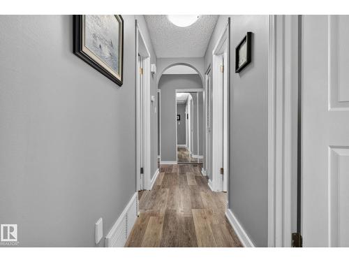 10308 166 Av Nw, Edmonton, AB 