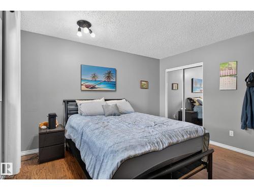 10308 166 Av Nw, Edmonton, AB 