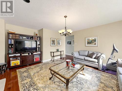 20 Esther Crescent, Vaughan, ON 
