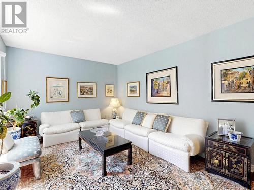 20 Esther Crescent, Vaughan, ON 