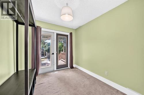 55 Doverglen Crescent Se, Calgary, AB 