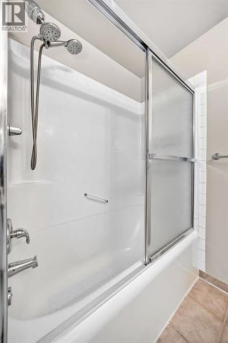 55 Doverglen Crescent Se, Calgary, AB 
