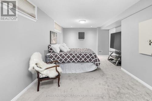652 Thicket Way, Ottawa, ON 