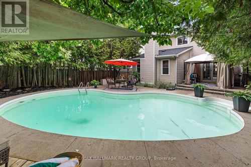 652 Thicket Way, Ottawa, ON 