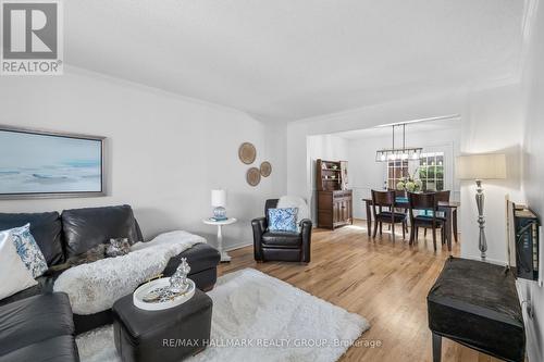 652 Thicket Way, Ottawa, ON 