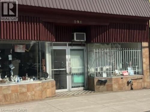 Image quality insufficient for description - 194 Kenilworth Avenue N, Hamilton, ON 