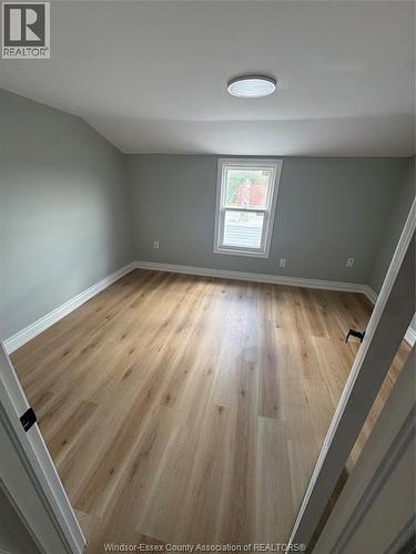 945 WELLINGTON AVENUE Unit# 7 , Windsor, Ontario N9A 5K2 4