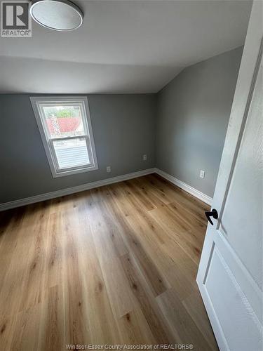 945 WELLINGTON AVENUE Unit# 7 , Windsor, Ontario N9A 5K2 5