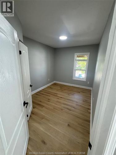 945 WELLINGTON AVENUE Unit# 2 , Windsor, Ontario N9A 5K2 5