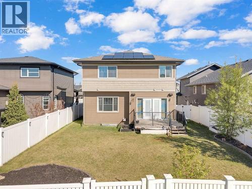 25 Lazaro Close, Red Deer, AB 
