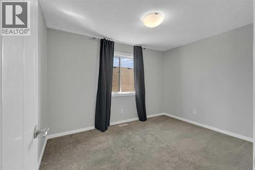 25 Lazaro Close, Red Deer, AB 