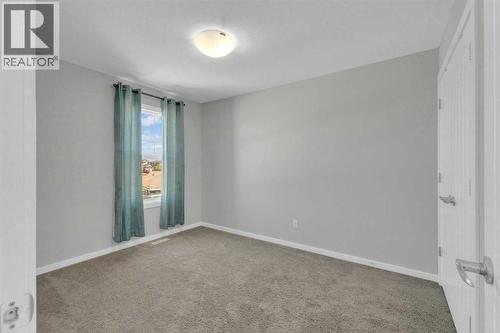 25 Lazaro Close, Red Deer, AB 
