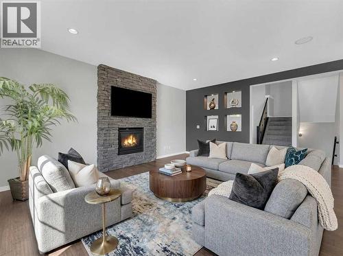 virtual staging - 25 Lazaro Close, Red Deer, AB 