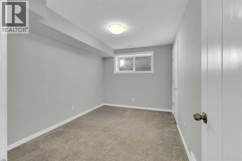 25 Lazaro Close, Red Deer, AB 
