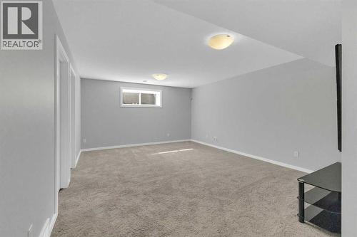 25 Lazaro Close, Red Deer, AB 