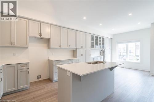 15 Raspberry Lane, Mount Hope, ON 