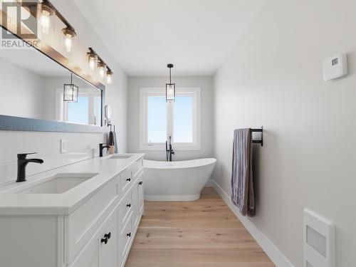 7 Bridle Path, Blaketown, NL 