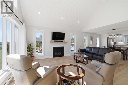 7 Bridle Path, Blaketown, NL 