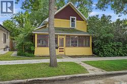 447 Duffield STREET W Moose Jaw, SK S6H 5H7