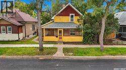 447 Duffield STREET W Moose Jaw, SK S6H 5H7