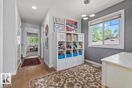 9237 92 St Nw, Edmonton, AB 