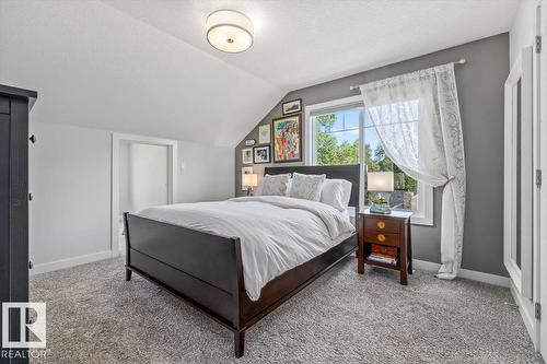 9237 92 St Nw, Edmonton, AB 