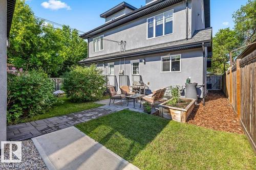 9237 92 St Nw, Edmonton, AB 