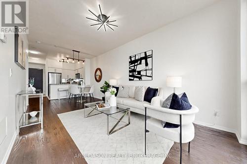 2007 - 231 FORT YORK BOULEVARD  Toronto, ON M5V 1B2