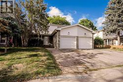 122 VALDOR DRIVE Toronto, ON M1V 1R5